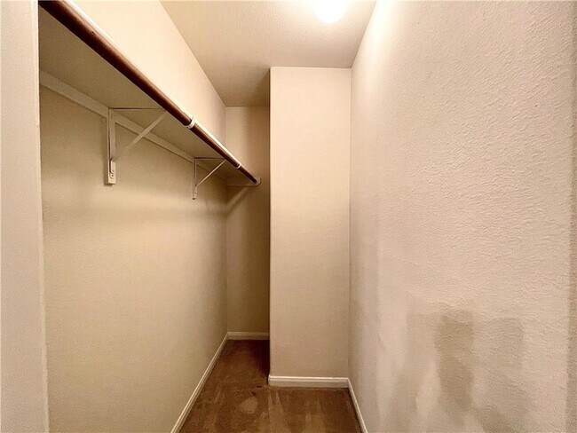 Building Photo - 906 Mesquite Hollow Pl