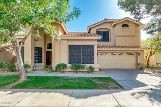 Building Photo - Location! Location! Beautiful 4 Bedroom/ 3 Bath Home! Ray/Kyrene