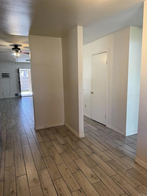Building Photo - 7069 Russan Ln