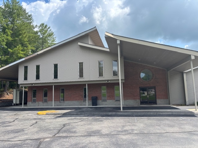 Building Photo - 373 Cecil D Quillen Dr