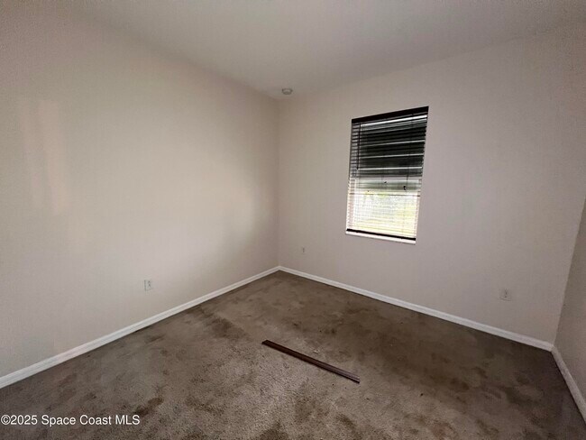 Building Photo - 774 Alfonso Ave SE