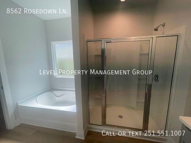 Building Photo - 8562 Rosedown Ln