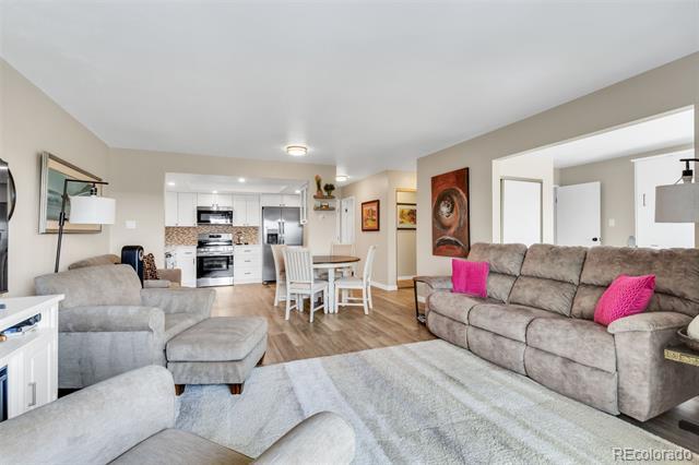 Building Photo - 13850 E Marina Dr