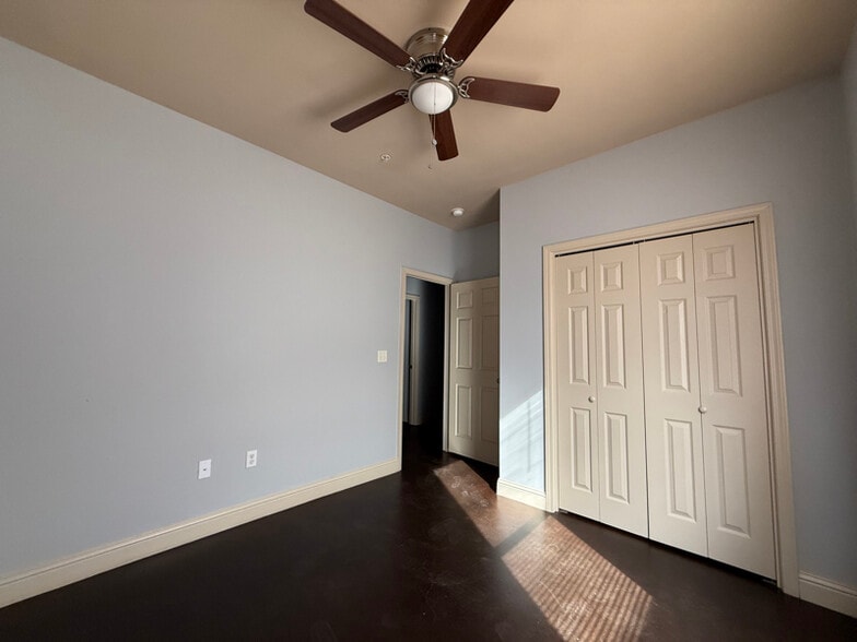 Building Photo - 2948 Magnolia Ct