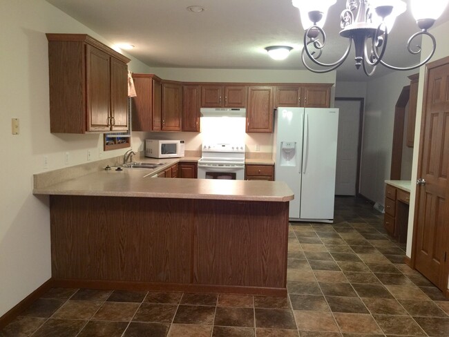 Building Photo - Chatham- Single Family Home (Oakbrook)