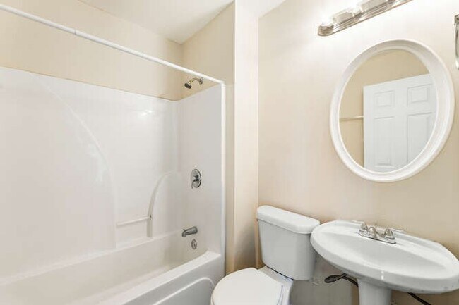 Building Photo - Bremen Place