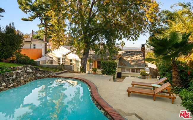 Building Photo - 11622 Sunshine Terrace