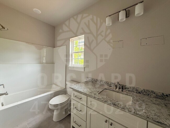 Building Photo - Bella Vista Single-Family Home- 2 Bed/ 2 Bath- Well-Designed Hazelwood Plan