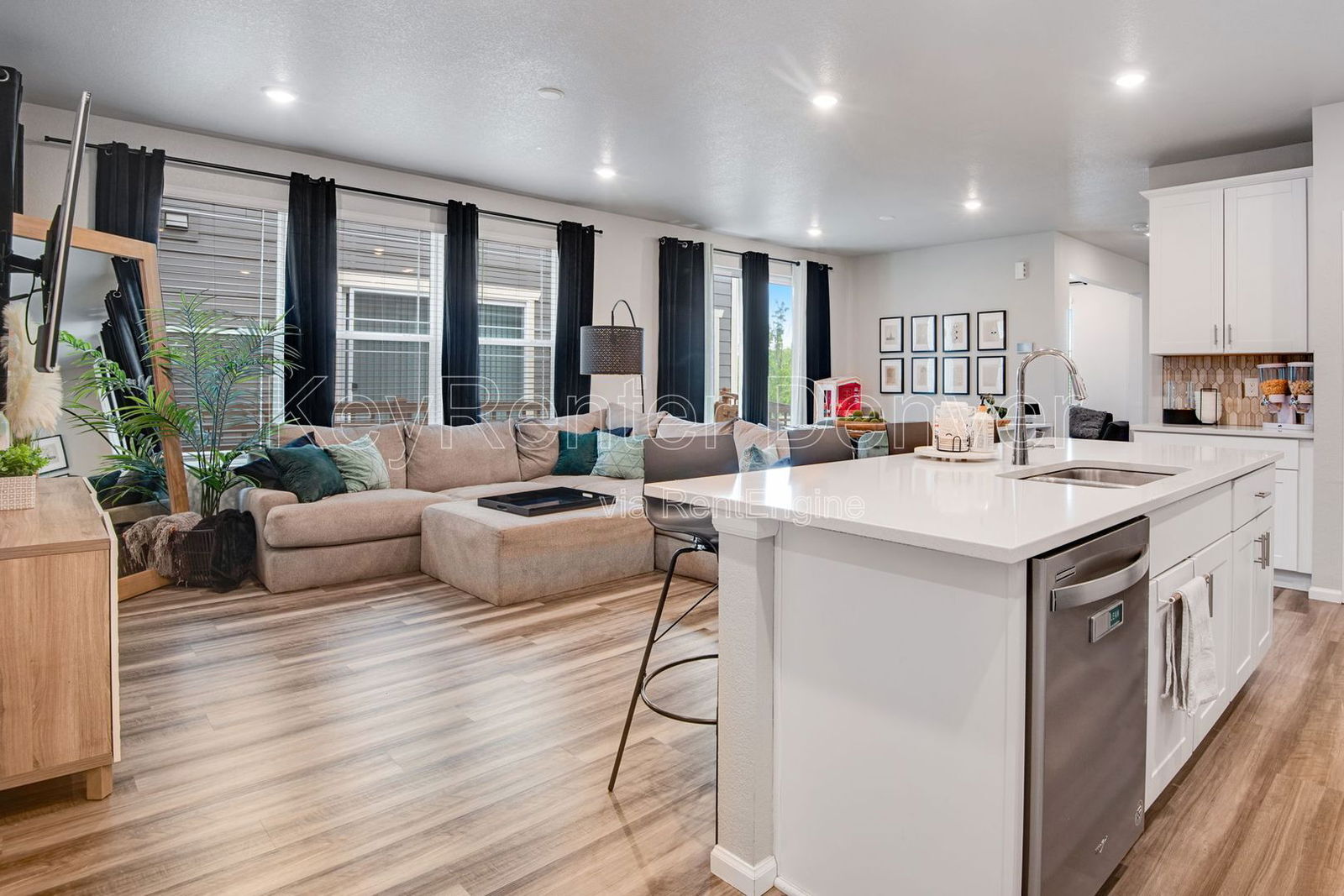 Building Photo - 18320 E Mississippi Ave