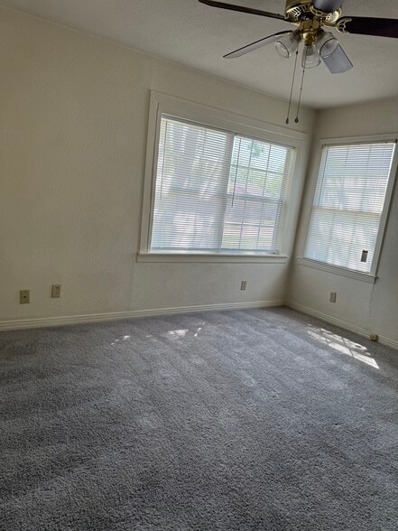 Building Photo - 1226 Green St