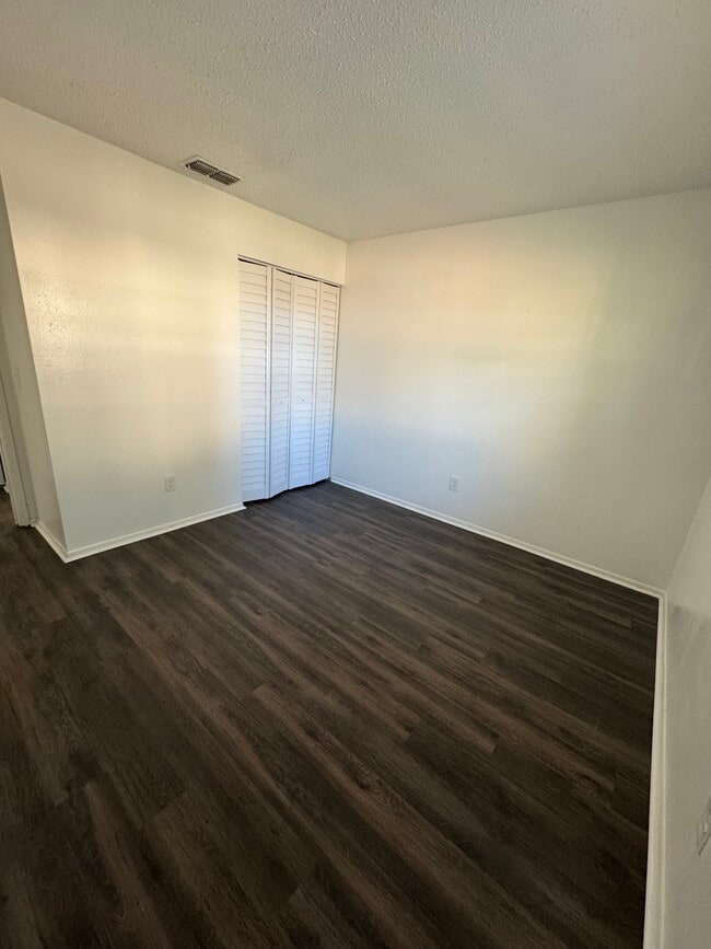 Building Photo - 8556 Channelview Cir