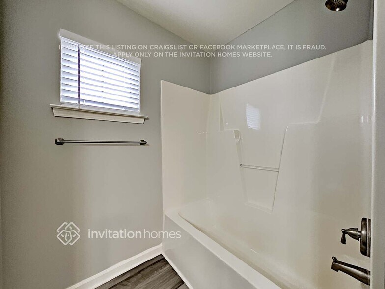 Building Photo - 15020 Jerpoint Abby Dr