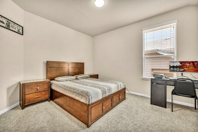 Building Photo - 7320 Bandera Ranch Trail