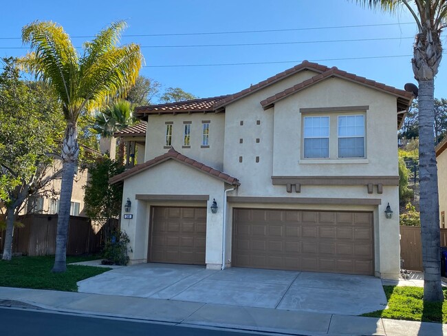 Primary Photo - Spacious single family home in Oceanside!