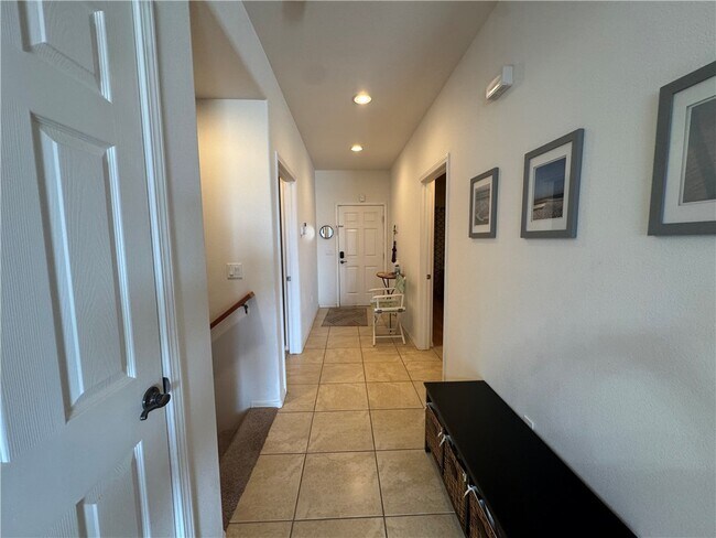 Building Photo - 3340 Landon Dr W