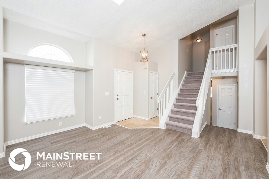 Building Photo - 18557 E Hamilton Dr