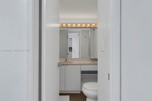 Building Photo - 1865 Brickell Ave