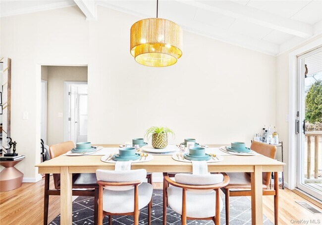 Building Photo - 58 N Howells Point Rd