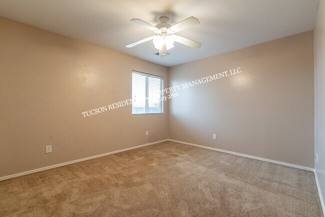 Building Photo - 7661 S Freshwater Pearl Dr