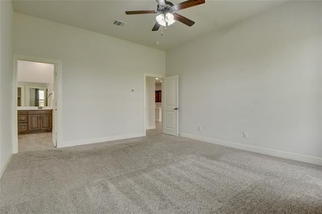 Building Photo - 805 Beeville Ct