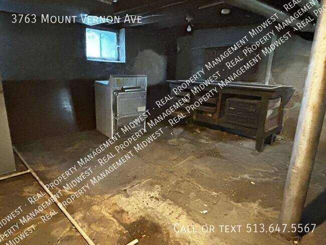 Building Photo - 3763 Mt Vernon Ave
