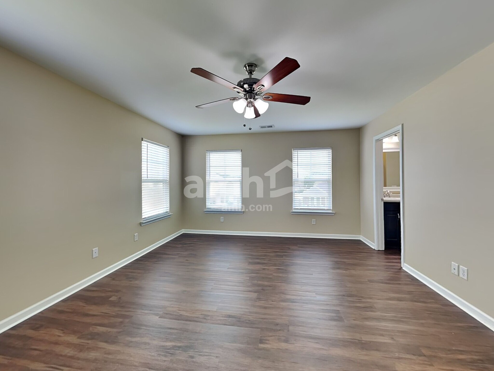 Building Photo - 60 Tranquil Pl