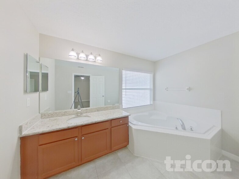 Building Photo - 3207 Murray Hill Loop