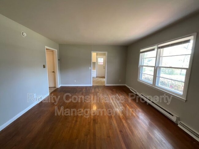 Building Photo - 1533 Beaucrest Ave