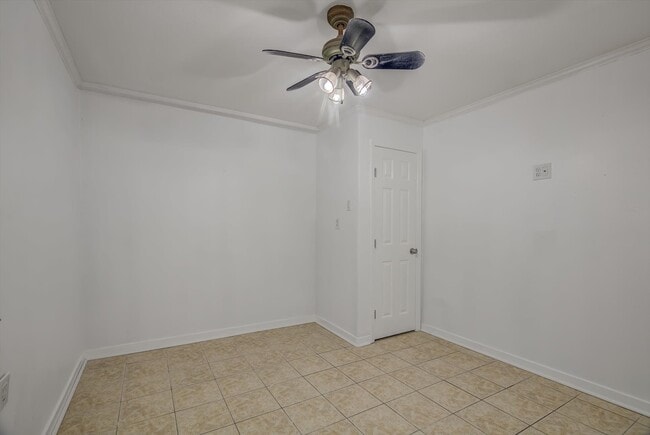 Building Photo - 2128 59th St