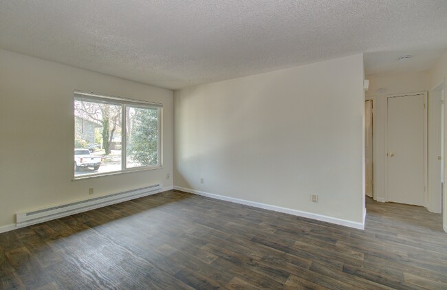 Building Photo - 3102 Harney St