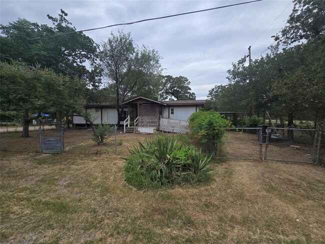 Building Photo - 124 Blue Flame Rd