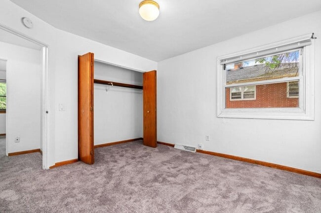 Building Photo - 4321 Britta Dr, Unit 1