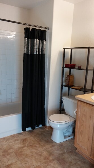 Building Photo - 10997 Gaylord St