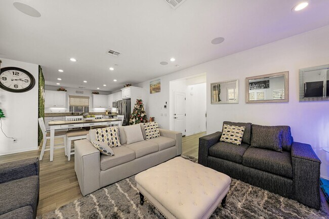 Building Photo - Chula Vista home for rent