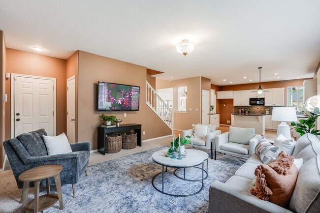 Building Photo - Beautiful 4 Bed, 3 Bath Rental Home in Bea...