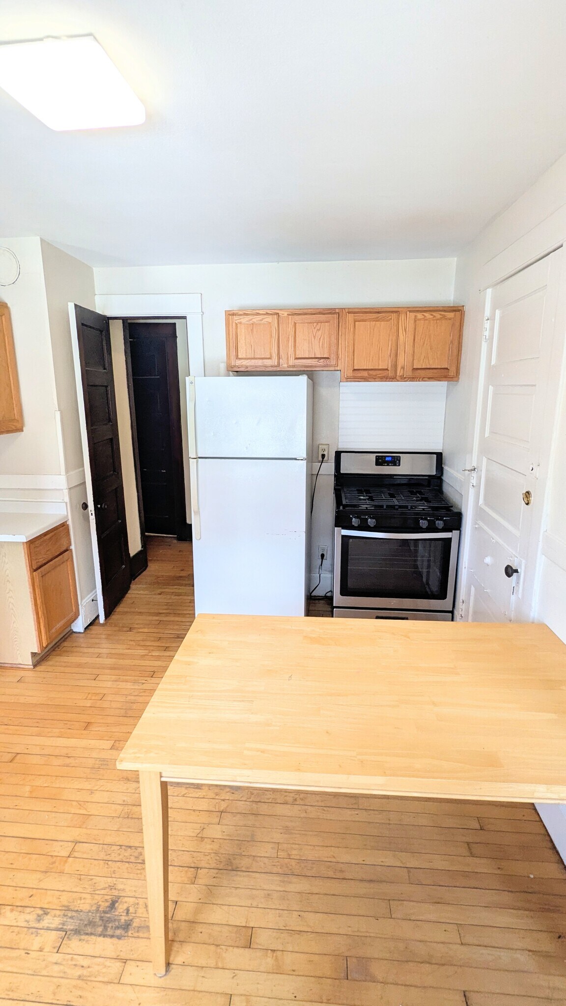 Kitchen - 308 S Broom St