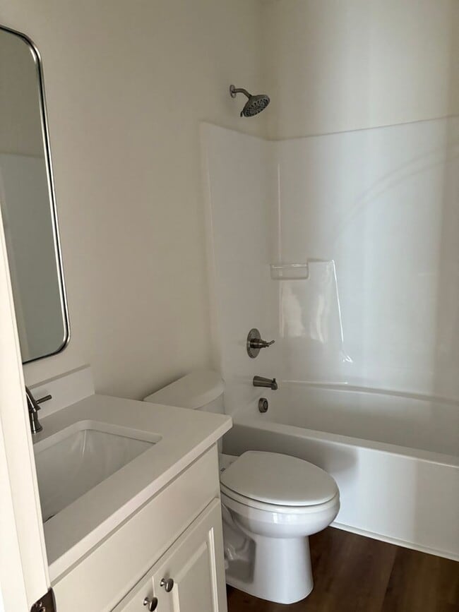 Building Photo - 141 N Buck Run Dr