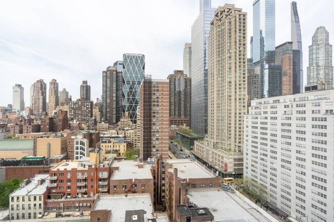 Building Photo - 310 W 52nd St