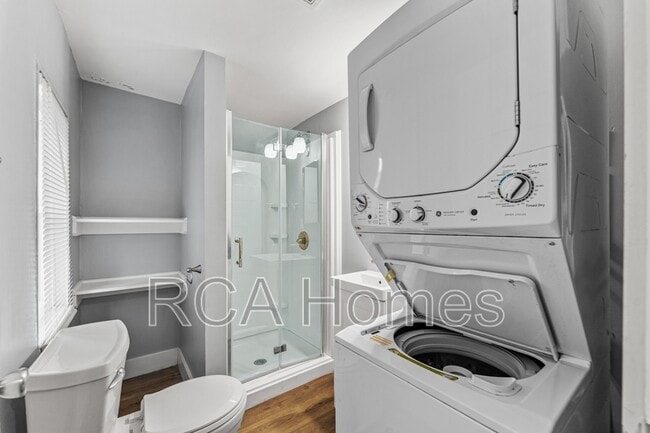 Building Photo - 451 S Keystone Ave