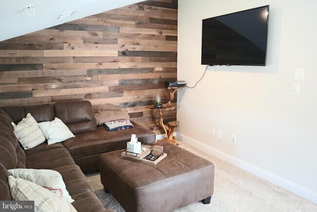 Building Photo - 4512 Grazing Way