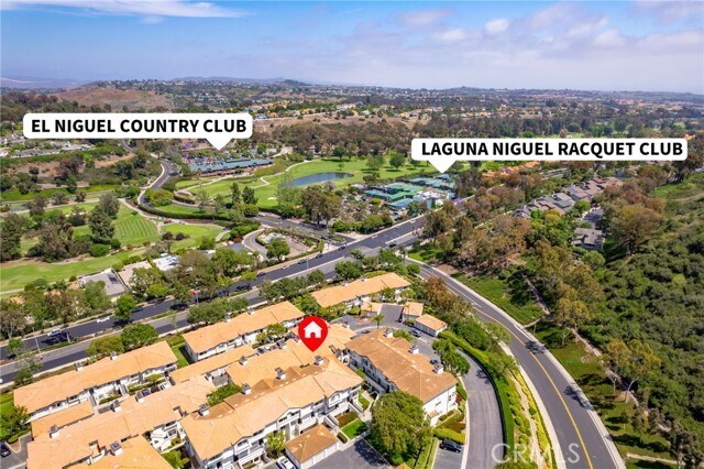 Building Photo - 30902 Club House Dr