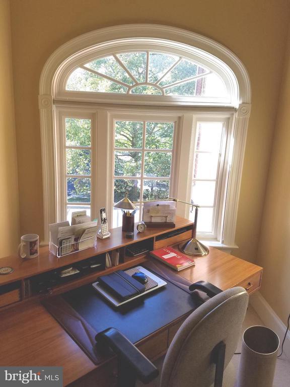 Building Photo - 2003 Mayfair McLean Ct