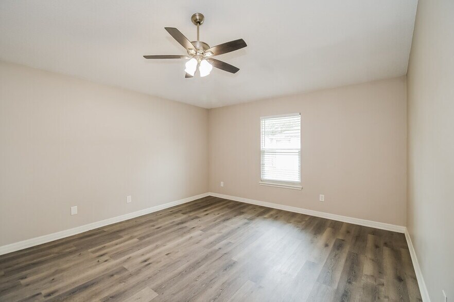 Building Photo - 2951 Waters View Cir