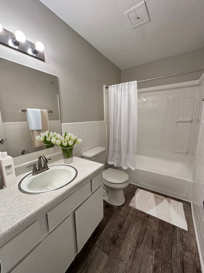 Building Photo - Stockton Apartments- Sharp Lane Community ...