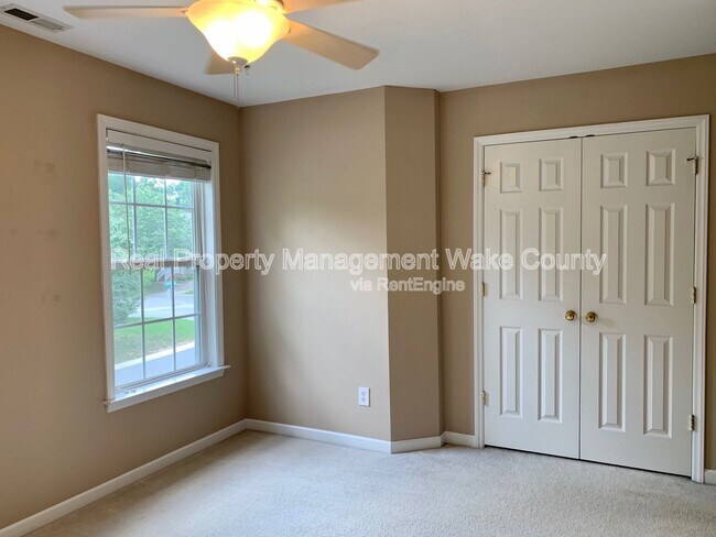 Building Photo - 9201 Langwood Dr