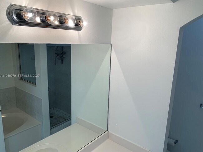 Building Photo - 3150 SW 152nd Pl