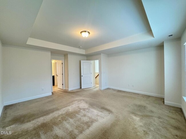 Building Photo - 247 Dando St