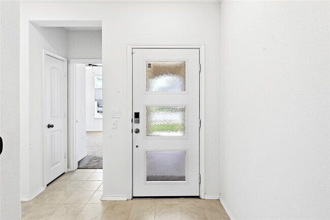 Building Photo - 12801 Willowgrove Ln