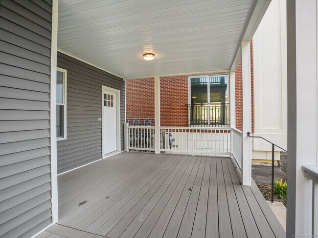 Building Photo - 3 Seaview Ave