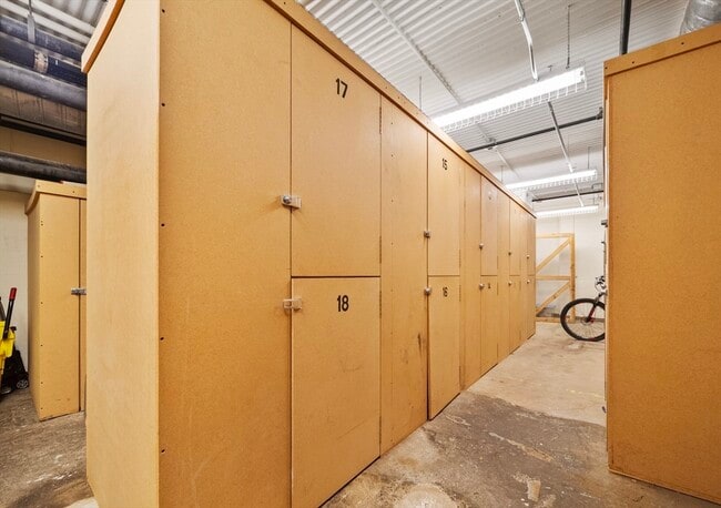 Building Photo - 24 Cobblestone Ln